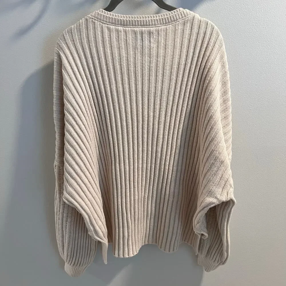 BDG Urban Outfitters Allie Cream Notch Neck Pullover Sweater Size M